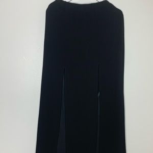 Long skirt open sides